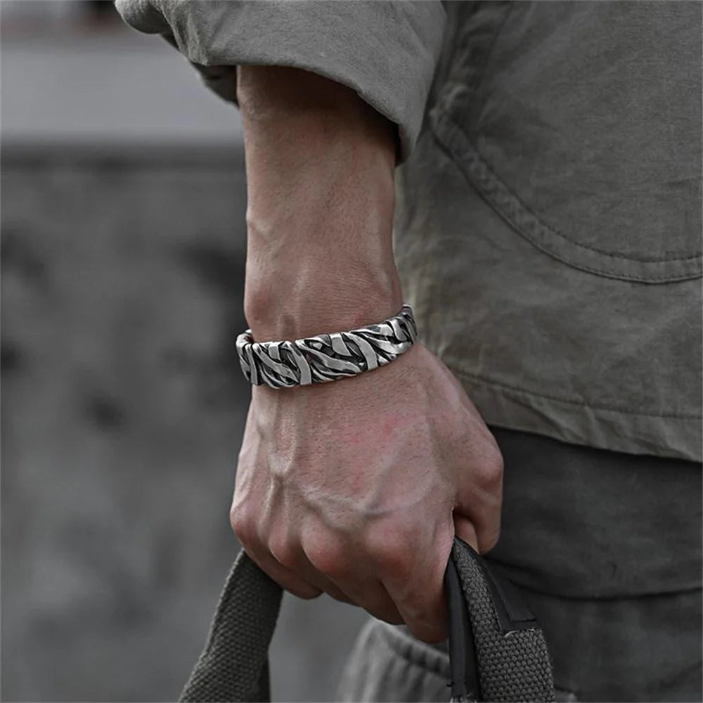 Retro C-Shaped Men Cuff
