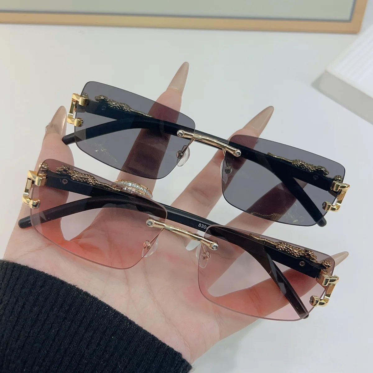 Frameless Rectangular Fashion Sunglasses